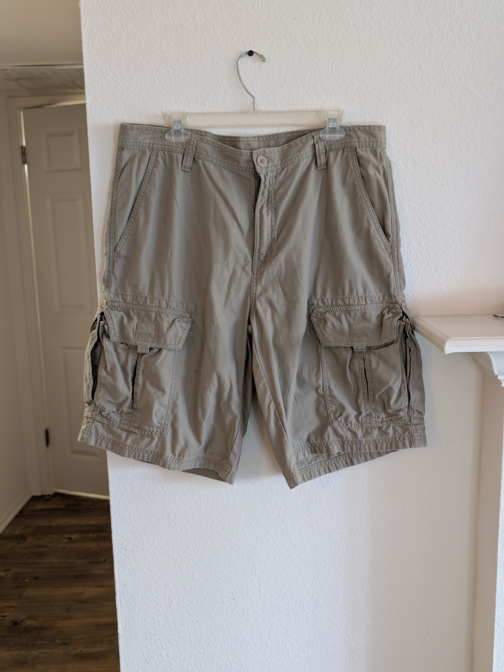 The North Face Men's Cargo Shorts in Light Khaki
